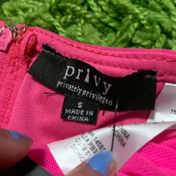 Brand new pink Dollskill runched skirt - Picture 4 of 4